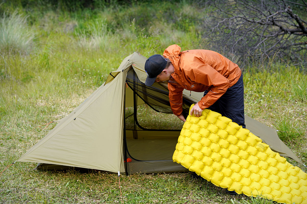REI Flash Air 2 backpacking tent (sleeping pad 2)